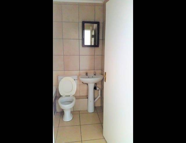 1 BEDROOM APARTMENT FOR SALE IN BEREA